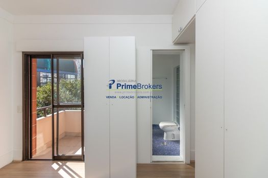 Foto 4 do(a) Apartamento de 2 quartos à venda em Vila Nova Conceição, São Paulo