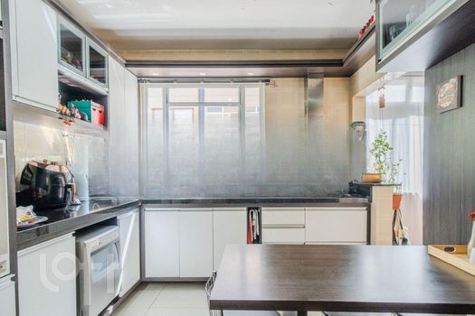 Foto 6 do(a) Apartamento de 3 quartos à venda em Medianeira, Porto Alegre