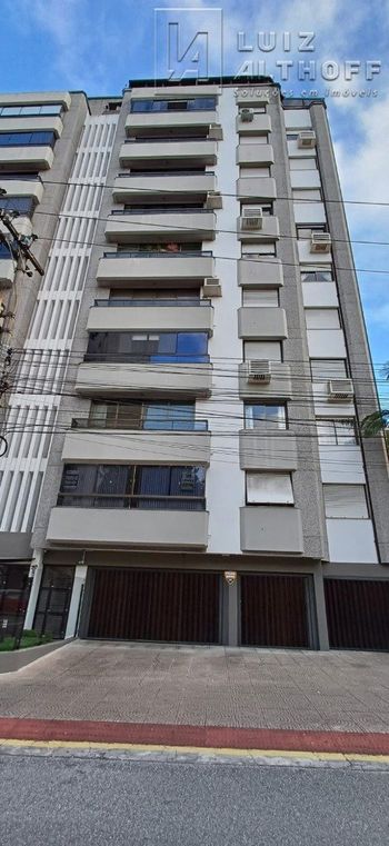 Foto 10 do(a) Apartamento de 3 quartos à venda em Centro, Florianópolis