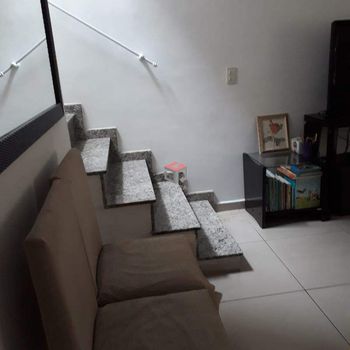 Foto 5 do(a) Casa de 3 quartos à venda em Jardim Alvorada, Santo André