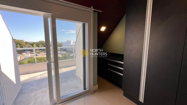 Foto 42 do(a) Apartamento de 4 quartos para alugar em Jurerê, Florianópolis