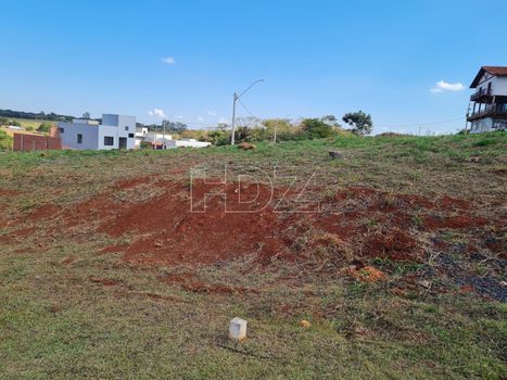 Foto 1 do(a) Terreno false à venda em Parque Laranjeiras, Araraquara