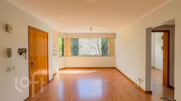 Foto 5 do(a) Apartamento de 2 quartos à venda em Jardim Botânico, Porto Alegre