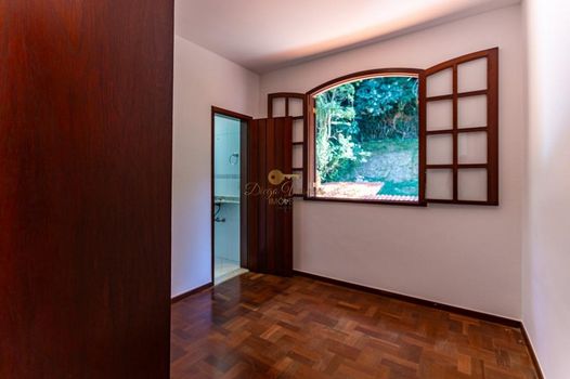 Foto 36 do(a) Casa em Condomínio de 5 quartos à venda em Carlos Guinle, Teresópolis