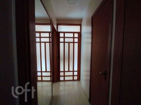 Foto 7 do(a) Apartamento de 2 quartos à venda em Bom Jesus, Porto Alegre