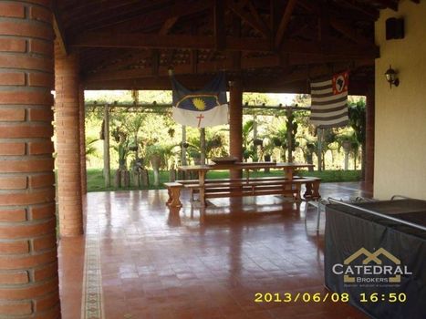 Foto 6 do(a) Fazenda / Sítio / Chácara de 4 quartos à venda em Rio Acima, Jundiaí