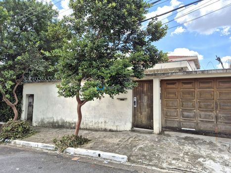 Foto 2 do(a) Casa de 4 quartos à venda em Jardim Oriental, São Paulo