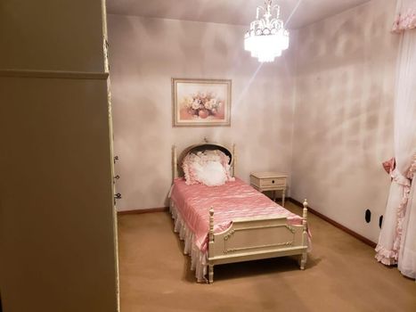 Foto 47 do(a) Casa de 5 quartos à venda em Santo Antônio, Porto Alegre