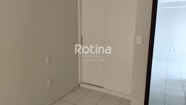 Foto 4 do(a) Apartamento de 2 quartos para alugar em Santa Mônica, Uberlândia