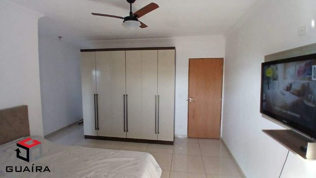 Foto 10 do(a) Casa de 3 quartos à venda em Parque Marajoara, Santo André