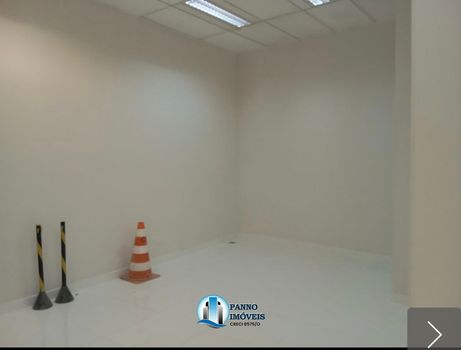 Foto 23 do(a) Loja de 3 quartos à venda em Centro, Duque de Caxias