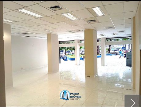 Foto 1 do(a) Loja de 3 quartos à venda em Centro, Duque de Caxias