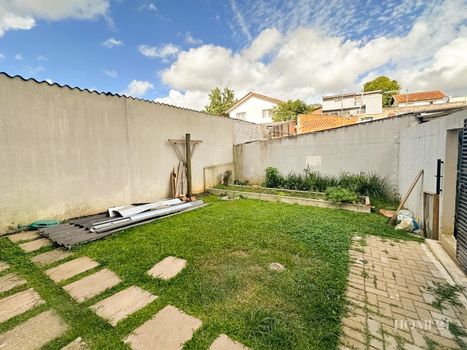 Foto 9 do(a) Casa de 2 quartos à venda em Sítio Cercado, Curitiba