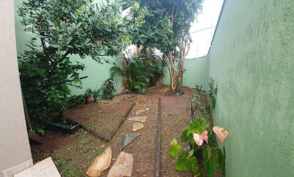 Foto 3 do(a) Casa de 3 quartos à venda em Vila Lavínia, Mogi das Cruzes