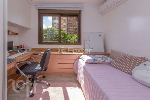 Foto 15 do(a) Apartamento de 3 quartos à venda em Petrópolis, Porto Alegre