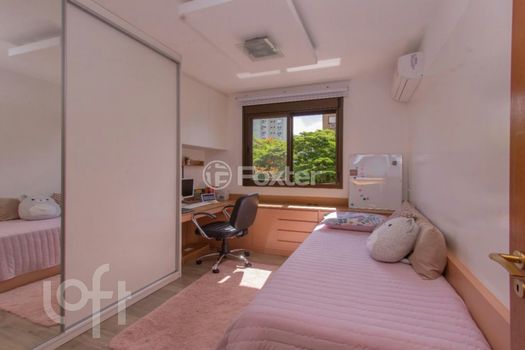 Foto 16 do(a) Apartamento de 3 quartos à venda em Petrópolis, Porto Alegre