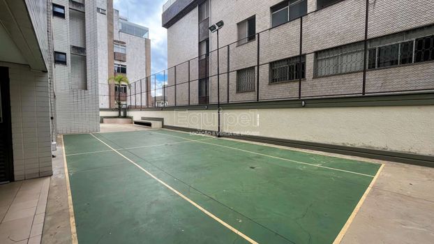 Foto 7 do(a) Apartamento de 4 quartos à venda em Santo Antônio, Belo Horizonte