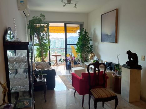 Foto 1 do(a) Apartamento de 2 quartos à venda em Barra da Tijuca, Rio de Janeiro