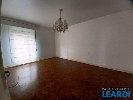 Foto 37 do(a) Apartamento false para alugar em Morro dos Ingleses, São Paulo