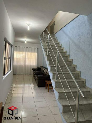 Foto 4 do(a) Casa de 3 quartos à venda em Jardim Cristiane, Santo André