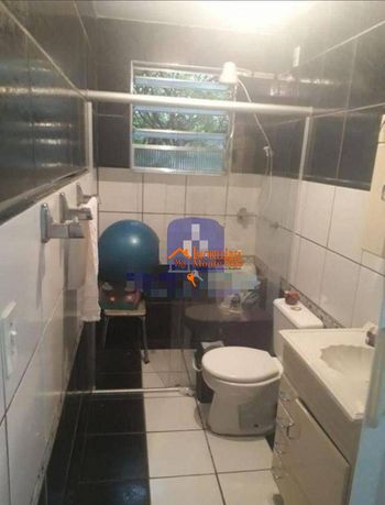 Foto 9 do(a) Casa de 3 quartos à venda em Jardim Santa Cecília, Guarulhos