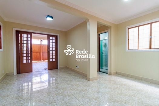 Foto 4 do(a) Casa de 4 quartos para alugar em Samambaia Norte (Samambaia), Brasília