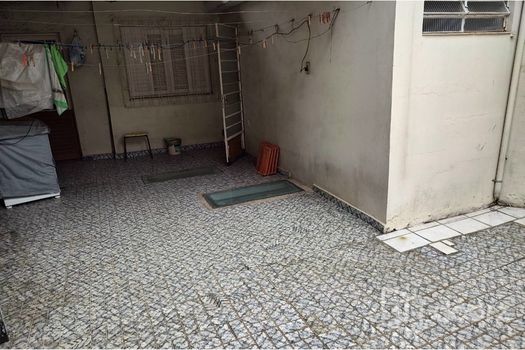 Foto 11 do(a) Casa de 3 quartos à venda em Vila Nivi, São Paulo