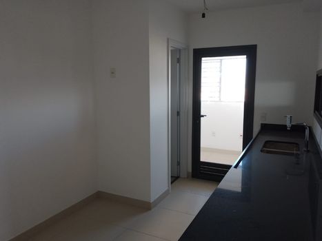 Foto 4 do(a) Apartamento de 4 quartos à venda em Sumarezinho, São Paulo