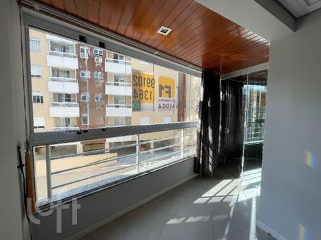 Foto 5 do(a) Apartamento de 3 quartos à venda em Agronômica, Florianópolis