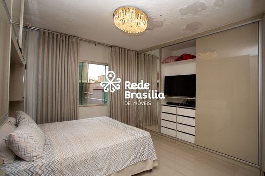 Foto 4 do(a) Casa de 6 quartos à venda em Setor Habitacional Vicente Pires, Brasília