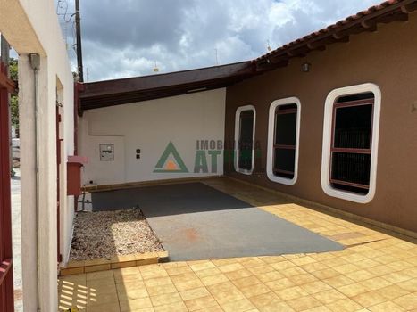 Foto 3 do(a) Casa de 3 quartos à venda em Boa Vista, Londrina
