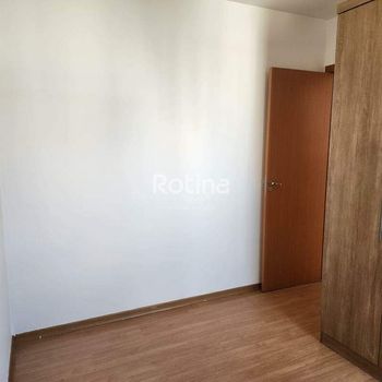 Foto 2 do(a) Apartamento de 2 quartos à venda em Jardim Patrícia, Uberlândia