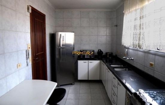Foto 6 do(a) Apartamento de 3 quartos à venda em Alto da Glória, Curitiba