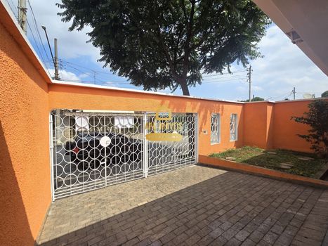 Foto 2 do(a) Casa de 4 quartos à venda em Jardim Bom Clima, Guarulhos
