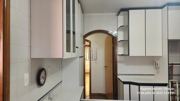 Foto 13 do(a) Apartamento de 3 quartos à venda em Vila Alzira, Santo André