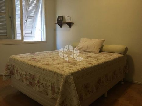Foto 4 do(a) Apartamento de 2 quartos à venda em Medianeira, Porto Alegre