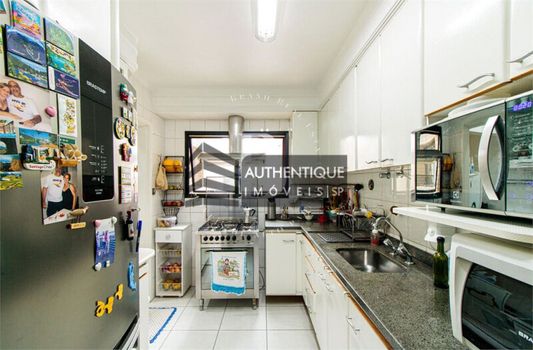 Foto 8 do(a) Apartamento de 3 quartos à venda em Vila Nova Conceição, São Paulo