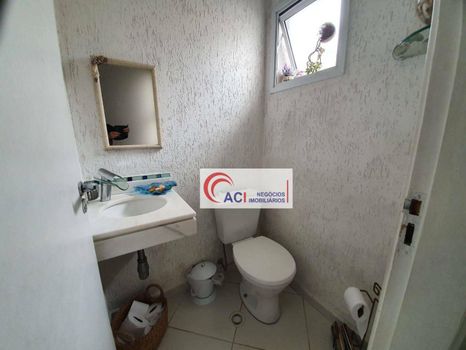 Foto 15 do(a) Casa em Condomínio de 3 quartos à venda em Vila Santo Antônio do Portão, Cotia