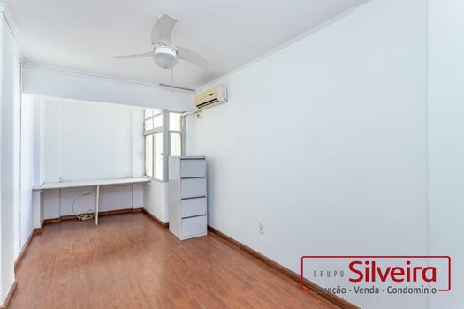 Foto 9 do(a) Apartamento de 4 quartos à venda em Centro Histórico, Porto Alegre