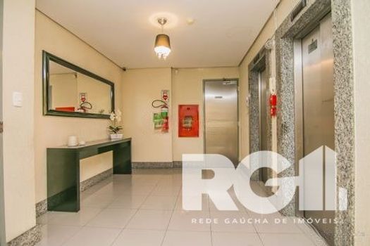 Foto 37 do(a) Apartamento de 3 quartos à venda em Jardim São Pedro, Porto Alegre