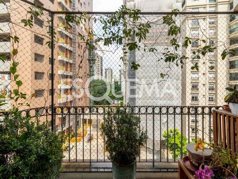 Foto 3 do(a) Apartamento de 3 quartos à venda em Vila Nova Conceição, São Paulo