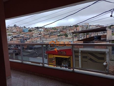 Foto 4 do(a) Casa de 4 quartos à venda em Cidade Soberana, Guarulhos