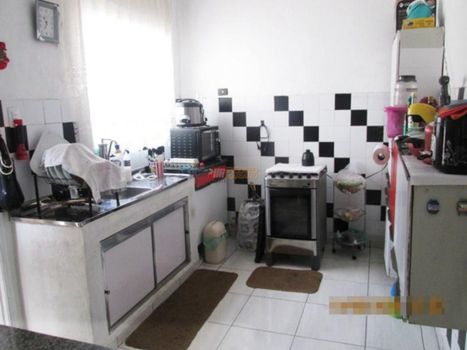 Foto 22 do(a) Casa de 5 quartos à venda em Vila Natália, São Paulo