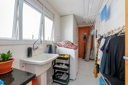 Foto 10 do(a) Apartamento de 3 quartos à venda em Jardim Europa, Porto Alegre