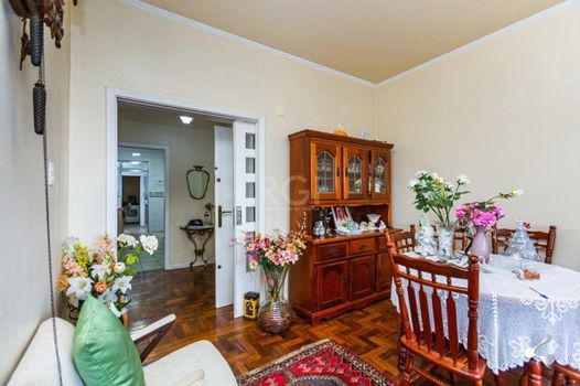 Foto 5 do(a) Apartamento de 2 quartos à venda em Floresta, Porto Alegre