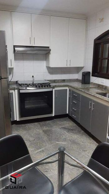 Foto 15 do(a) Casa de 3 quartos à venda em Vila Francisco Matarazzo, Santo André