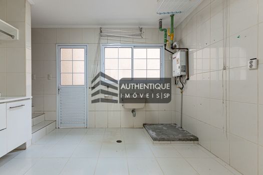 Foto 27 do(a) Casa em Condomínio de 4 quartos à venda em Vila Sônia, São Paulo