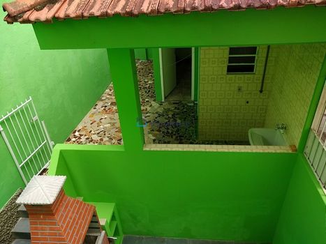 Foto 18 do(a) Casa de 2 quartos à venda em Jardim Itacolomi, São Paulo