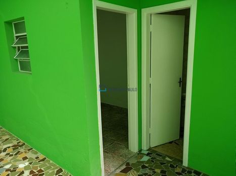 Foto 12 do(a) Casa de 2 quartos à venda em Jardim Itacolomi, São Paulo