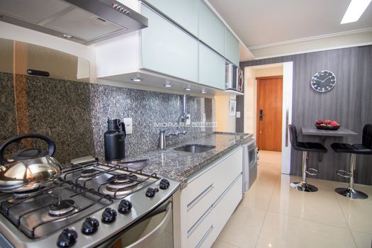 Foto 13 do(a) Cobertura de 2 quartos à venda em Petrópolis, Porto Alegre